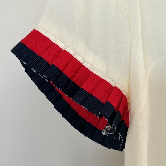 Off white ruffled blouse - Picture 3 of 4